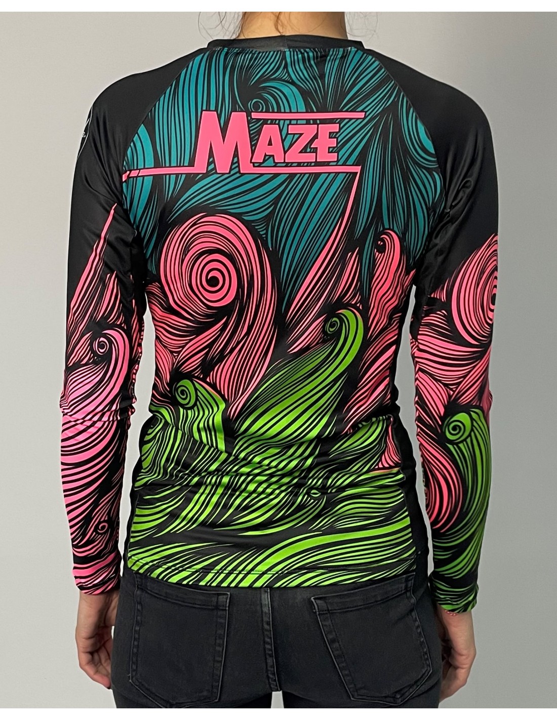 MAZE | Спортна екипировка